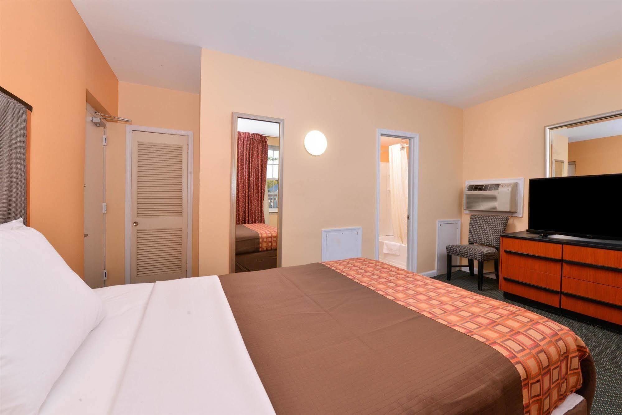 Media Inn & Suites Exteriér fotografie